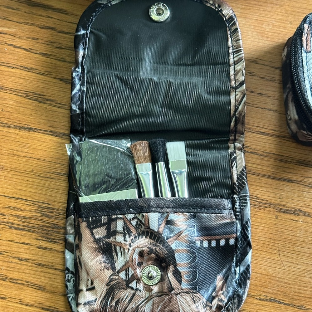Vintage travel makeup case - Picture 11 of 14